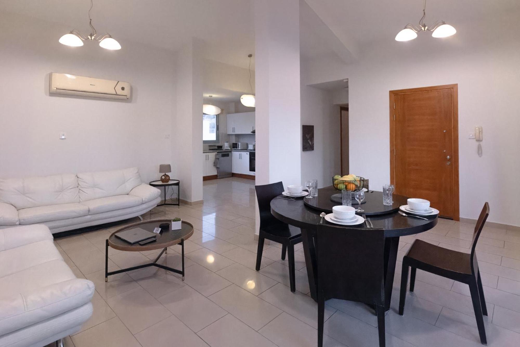 Nefeli Blue-Horizon 2B, Pool, Suites, Big Balconies Paphos Exterior foto